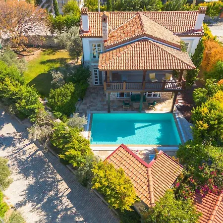 فيلة Private With Pool 150 M From The Sea - 4 Bathrooms - 8 People Çeşme