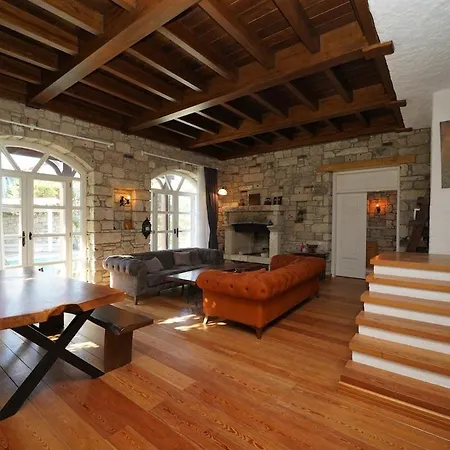 Private With Pool 150 M From The Sea - 4 Bathrooms - 8 People