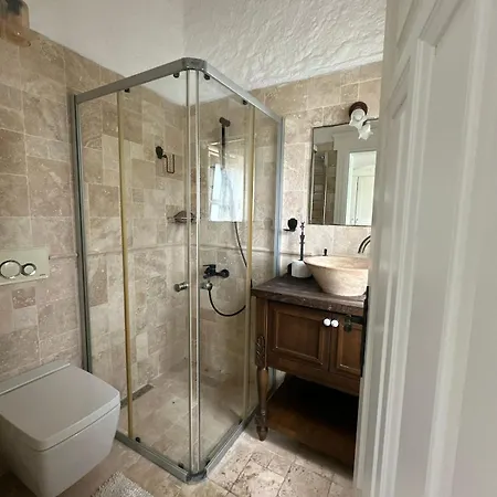 Private With Pool 150 M From The Sea - 4 Bathrooms - 8 People *