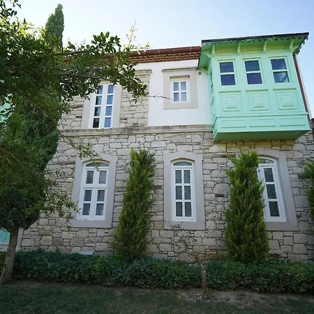 Private With Pool 150 M From The Sea - 4 Bathrooms - 8 People